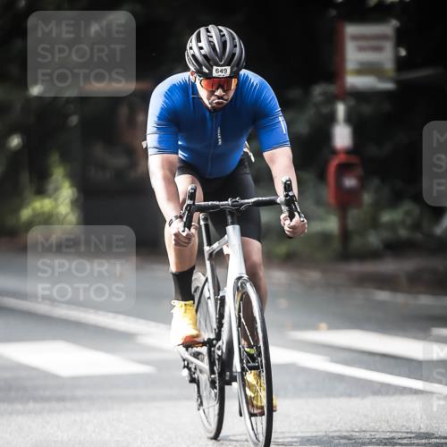 13.09.2026 - Stadtparktriathlon H.Heesch http://msf.ph/oto/10360604 13.09.2026 11:16:04 Radfahren 530, 639, 649 meine-sportfotos.de
