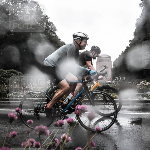 13.09.2026 - Stadtparktriathlon H.Heesch http://msf.ph/oto/10360605 13.09.2026 12:11:01 Radfahren 938, 981, 1020 meine-sportfotos.de