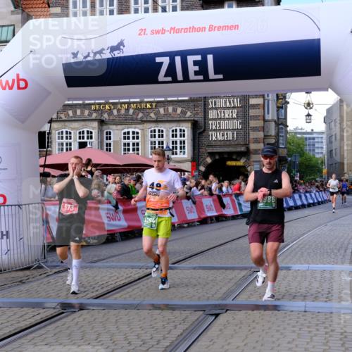 13.09.2026 - 21. swb-Marathon Bremen Tim E. http://msf.ph/oto/10360660 13.09.2026 12:57:50 Ziel 919, 1875, 2986, 4795, 6264 meine-sportfotos.de