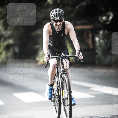 13.09.2026 - Stadtparktriathlon H.Heesch http://msf.ph/oto/10360662 13.09.2026 11:16:09 Radfahren 586, 601, 639, 649 meine-sportfotos.de