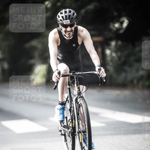 13.09.2026 - Stadtparktriathlon H.Heesch http://msf.ph/oto/10360666 13.09.2026 11:16:09 Radfahren 586, 601, 639, 649 meine-sportfotos.de
