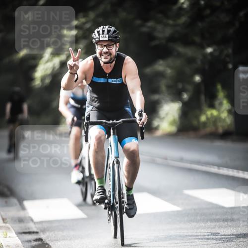 13.09.2026 - Stadtparktriathlon H.Heesch http://msf.ph/oto/10360715 13.09.2026 11:16:12 Radfahren 583, 586, 601, 639 meine-sportfotos.de