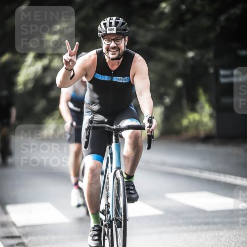 13.09.2026 - Stadtparktriathlon H.Heesch http://msf.ph/oto/10360722 13.09.2026 11:16:12 Radfahren 583, 586, 601, 639 meine-sportfotos.de