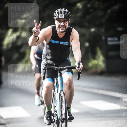 13.09.2026 - Stadtparktriathlon H.Heesch http://msf.ph/oto/10360729 13.09.2026 11:16:13 Radfahren 583, 586, 601, 639 meine-sportfotos.de