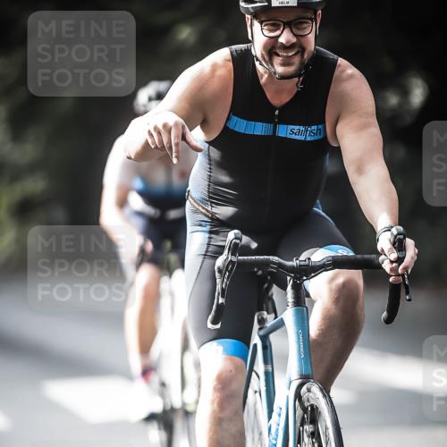 13.09.2026 - Stadtparktriathlon H.Heesch http://msf.ph/oto/10360746 13.09.2026 11:16:13 Radfahren 583, 586, 601, 639 meine-sportfotos.de