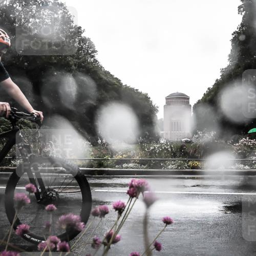 13.09.2026 - Stadtparktriathlon H.Heesch http://msf.ph/oto/10360754 13.09.2026 12:12:25 Radfahren 854 meine-sportfotos.de