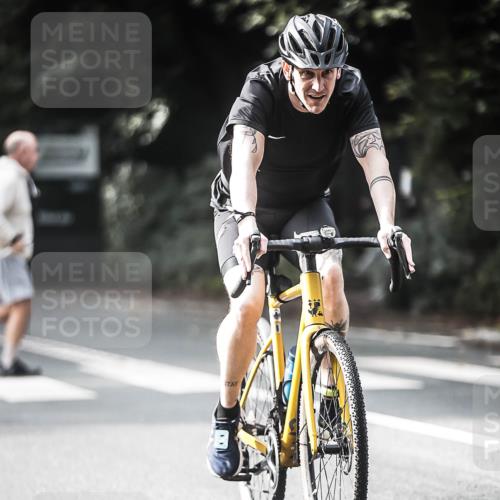 13.09.2026 - Stadtparktriathlon H.Heesch http://msf.ph/oto/10360781 13.09.2026 11:16:17 Radfahren 583, 586, 601, 708 meine-sportfotos.de