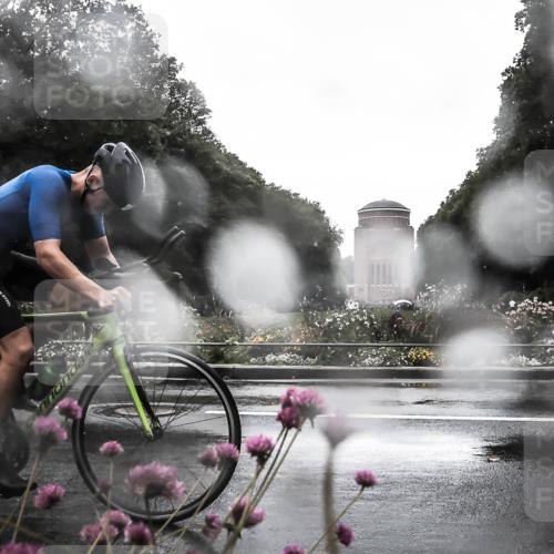 13.09.2026 - Stadtparktriathlon H.Heesch http://msf.ph/oto/10360782 13.09.2026 12:12:48 Radfahren 857, 953, 970, 980, 1037 meine-sportfotos.de