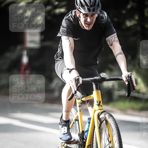 13.09.2026 - Stadtparktriathlon H.Heesch http://msf.ph/oto/10360790 13.09.2026 11:16:17 Radfahren 583, 586, 601, 708 meine-sportfotos.de