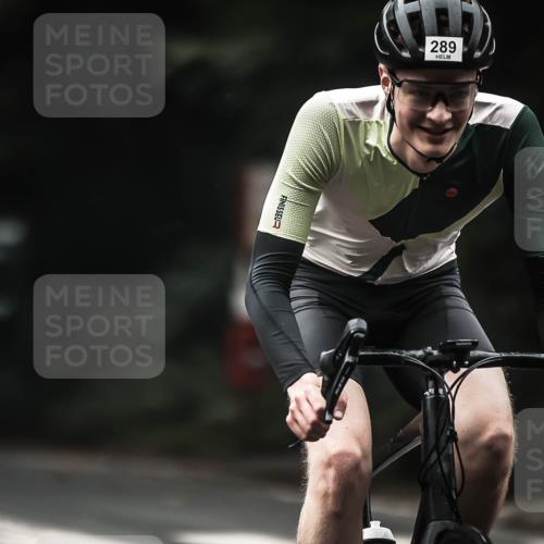 13.09.2026 - Stadtparktriathlon H.Heesch http://msf.ph/oto/10360816 13.09.2026 10:01:26 Radfahren 289 meine-sportfotos.de