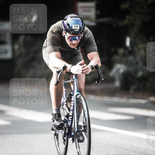 13.09.2026 - Stadtparktriathlon H.Heesch http://msf.ph/oto/10360823 13.09.2026 11:16:21 Radfahren 579, 583, 606, 708 meine-sportfotos.de