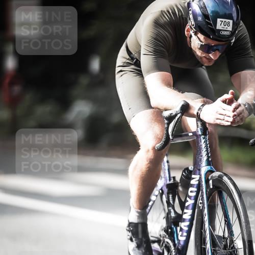 13.09.2026 - Stadtparktriathlon H.Heesch http://msf.ph/oto/10360843 13.09.2026 11:16:22 Radfahren 579, 583, 606, 708 meine-sportfotos.de