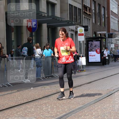 13.09.2026 - 21. swb-Marathon Bremen Strokosch-Dieckow http://msf.ph/oto/10360856 13.09.2026 11:21:15 Ziel 11104, 11262, 11780, 11821, 10407, 12542 meine-sportfotos.de