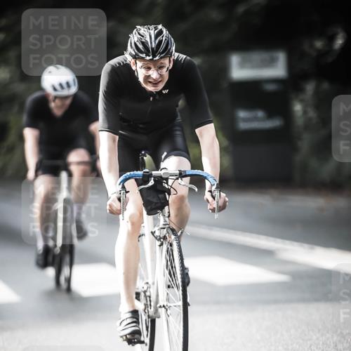 13.09.2026 - Stadtparktriathlon H.Heesch http://msf.ph/oto/10360861 13.09.2026 11:16:24 Radfahren 579, 606, 708, 790 meine-sportfotos.de