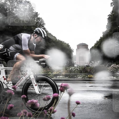13.09.2026 - Stadtparktriathlon H.Heesch http://msf.ph/oto/10360882 13.09.2026 12:13:29 Radfahren 920, 1007, 1067 meine-sportfotos.de