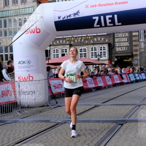 13.09.2026 - 21. swb-Marathon Bremen Tim E. http://msf.ph/oto/10360891 13.09.2026 12:57:57 Ziel 919, 4795 meine-sportfotos.de