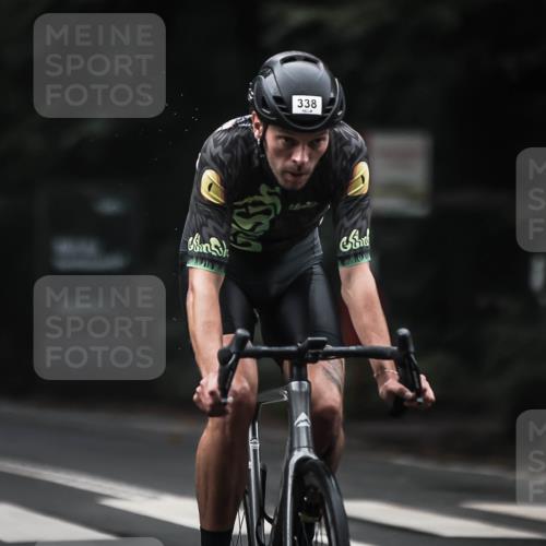 13.09.2026 - Stadtparktriathlon H.Heesch http://msf.ph/oto/10360911 13.09.2026 10:01:42 Radfahren 226, 338 meine-sportfotos.de