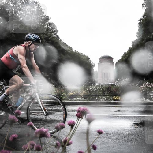13.09.2026 - Stadtparktriathlon H.Heesch http://msf.ph/oto/10360913 13.09.2026 12:13:58 Radfahren 932, 985 meine-sportfotos.de