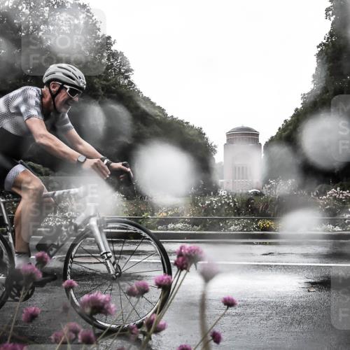 13.09.2026 - Stadtparktriathlon H.Heesch http://msf.ph/oto/10360943 13.09.2026 12:14:11 Radfahren 1066 meine-sportfotos.de