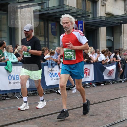 13.09.2026 - 21. swb-Marathon Bremen Strokosch-Dieckow http://msf.ph/oto/10360953 13.09.2026 13:35:59 Ziel 372, 563, 900, 1072, 1738, 1867, 1880, 2339, 2692, 2700, 2931, 2949, 3224, 3291, 3410, 3489, 3591, 4049, 4643, 4989, 5259, 5800, 6642, 6778, 6982, 7256, 7379, 7865, 8275, 8488, 8511, 8525, 8731, 8905, 8941, 9026, 9076, 9226, 9427, 9497, 9564, 9899, 13038, 13238, 318, 532, 607, 1867, 2565, 3026, 3056, 3087, 3226, 3454, 3485, 3704, 3780, 3857, 4016, 4048, 5026, 5071, 5157, 5276, 5308, 5381, 5467, 5468, 5584, 5586, 5816, 6159, 6874, 7036 meine-sportfotos.de