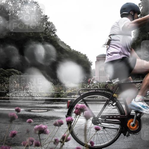 13.09.2026 - Stadtparktriathlon H.Heesch http://msf.ph/oto/10360963 13.09.2026 12:14:21 Radfahren 887, 899, 975, 1017 meine-sportfotos.de