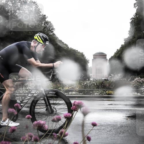 13.09.2026 - Stadtparktriathlon H.Heesch http://msf.ph/oto/10360989 13.09.2026 12:14:29 Radfahren 902, 957 meine-sportfotos.de
