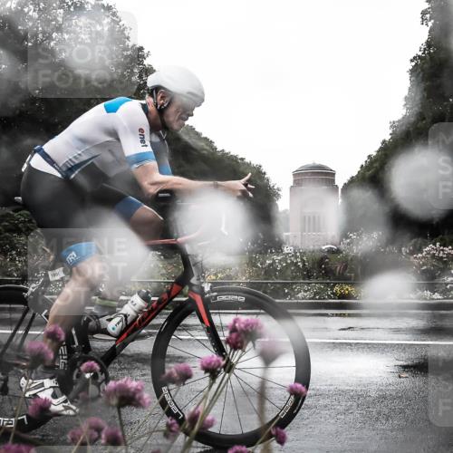 13.09.2026 - Stadtparktriathlon H.Heesch http://msf.ph/oto/10361014 13.09.2026 12:14:37 Radfahren 954, 1035, 1055 meine-sportfotos.de