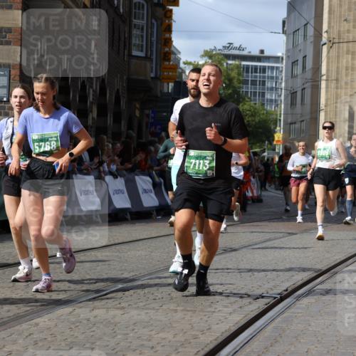 13.09.2026 - 21. swb-Marathon Bremen Strokosch-Dieckow http://msf.ph/oto/10361019 13.09.2026 13:34:10 Ziel 1656, 2405, 2727, 2872, 3201, 3389, 3522, 3761, 4490, 4554, 4658, 4874, 5063, 5156, 5513, 5563, 5587, 6151, 6508, 6623, 6808, 7126, 7354, 7431, 7652, 7832, 8025, 8512, 8641, 9068, 9128, 9342, 9344, 9390, 682, 911, 1307, 2464, 3068, 3214, 3636, 4112, 5147, 5265, 5489, 5768, 5852, 6405, 7696, 7746, 8870, 9094, 9100, 9402, 9453, 9802, 9905, 13112 meine-sportfotos.de