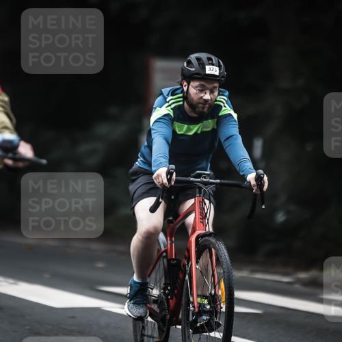 13.09.2026 - Stadtparktriathlon H.Heesch http://msf.ph/oto/10361040 13.09.2026 10:01:56 Radfahren 218, 243, 251, 275, 286, 308, 317, 323, 324 meine-sportfotos.de
