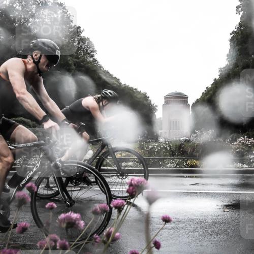 13.09.2026 - Stadtparktriathlon H.Heesch http://msf.ph/oto/10361041 13.09.2026 12:14:51 Radfahren 888, 971, 1049, 1121 meine-sportfotos.de