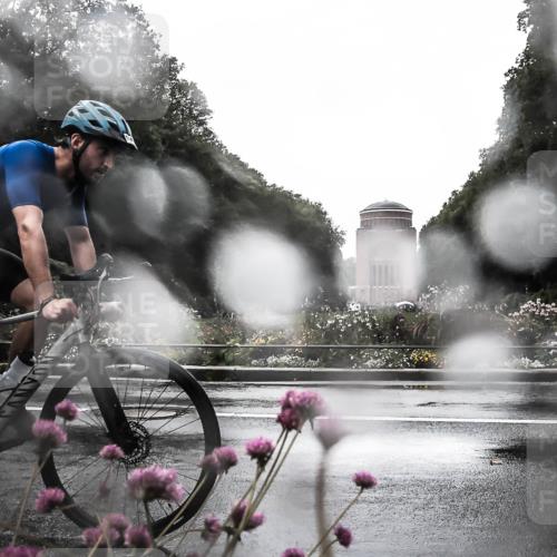 13.09.2026 - Stadtparktriathlon H.Heesch http://msf.ph/oto/10361054 13.09.2026 12:14:54 Radfahren 888, 971, 1049, 1121 meine-sportfotos.de