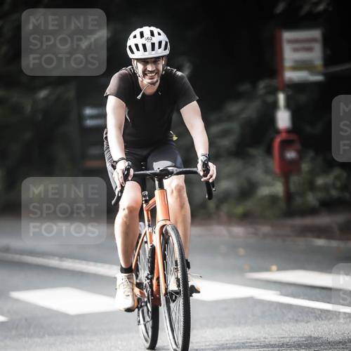 13.09.2026 - Stadtparktriathlon H.Heesch http://msf.ph/oto/10361057 13.09.2026 11:16:38 Radfahren 481, 662, 663, 676, 691 meine-sportfotos.de