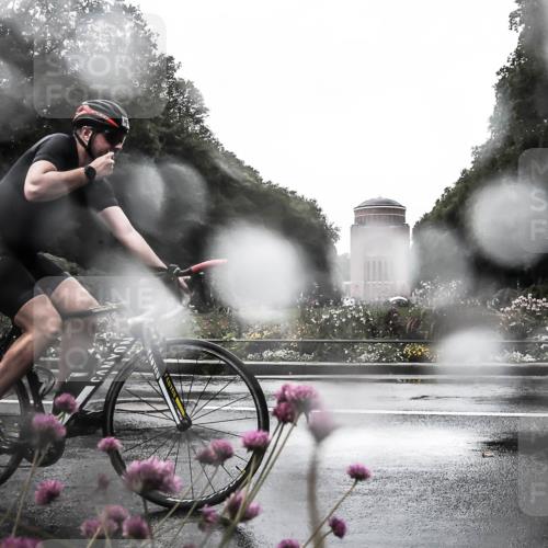 13.09.2026 - Stadtparktriathlon H.Heesch http://msf.ph/oto/10361061 13.09.2026 12:15:01 Radfahren 934, 960 meine-sportfotos.de