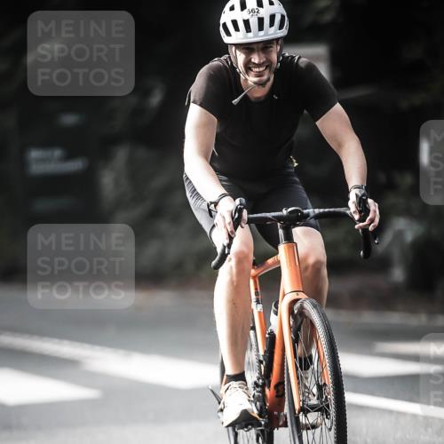 13.09.2026 - Stadtparktriathlon H.Heesch http://msf.ph/oto/10361076 13.09.2026 11:16:39 Radfahren 662, 663, 676, 691 meine-sportfotos.de