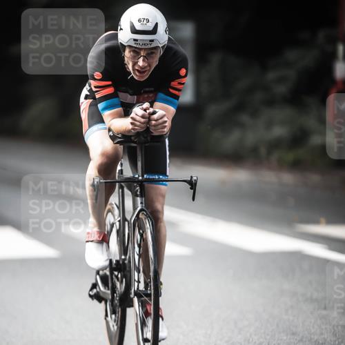 13.09.2026 - Stadtparktriathlon H.Heesch http://msf.ph/oto/10361083 13.09.2026 11:16:51 Radfahren 679, 684, 735 meine-sportfotos.de