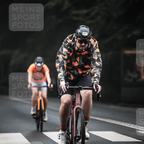 13.09.2026 - Stadtparktriathlon H.Heesch http://msf.ph/oto/10361124 13.09.2026 10:02:04 Radfahren 243, 257, 261, 286, 317 meine-sportfotos.de