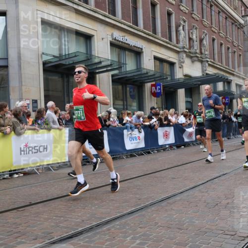 13.09.2026 - 21. swb-Marathon Bremen Strokosch-Dieckow http://msf.ph/oto/10361127 13.09.2026 13:36:03 Ziel 372, 900, 1072, 1738, 1880, 2339, 2467, 2692, 2700, 2731, 2823, 2931, 2949, 3067, 3224, 3291, 3410, 3591, 4049, 4182, 4216, 4643, 4989, 5259, 5781, 5800, 6527, 6642, 6778, 7249, 7344, 7379, 7808, 7865, 8488, 8511, 8525, 8731, 8905, 8941, 9026, 9076, 9226, 9427, 9497, 9564, 9899, 13038, 13238, 318, 532, 563, 1867, 2565, 3026, 3056, 3087, 3226, 3454, 3485, 3489, 3780, 3857, 4016, 4048, 5026, 5071, 5157, 5276, 5381, 5467, 5468, 5584, 5586, 5816, 6159, 6874, 6982, 7036 meine-sportfotos.de