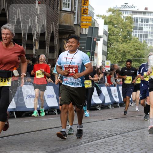 13.09.2026 - 21. swb-Marathon Bremen Strokosch-Dieckow http://msf.ph/oto/10361141 13.09.2026 10:58:19 Ziel 10078, 10543, 10559, 10565, 10604, 10707, 10728, 10826, 10828, 10903, 10914, 10931, 10932, 11136, 11332, 11824, 11856, 11863, 12231, 12427, 12441, 12551, 12555, 10878, 10879, 11004, 11152, 11384, 11403, 11455, 11686, 11750, 11953, 12092, 12180, 12320, 12499, 12518 meine-sportfotos.de