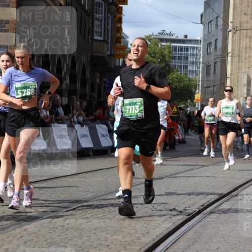 13.09.2026 - 21. swb-Marathon Bremen Strokosch-Dieckow http://msf.ph/oto/10361176 13.09.2026 13:34:10 Ziel 1656, 2405, 2727, 2872, 3201, 3389, 3522, 3761, 4490, 4554, 4658, 4874, 5063, 5156, 5513, 5563, 5587, 6151, 6508, 6623, 6808, 7126, 7354, 7431, 7652, 7832, 8025, 8512, 8641, 9068, 9128, 9342, 9344, 9390, 682, 911, 1307, 2464, 3068, 3214, 3636, 4112, 5147, 5265, 5489, 5768, 5852, 6405, 7696, 7746, 8870, 9094, 9100, 9402, 9453, 9802, 9905, 13112 meine-sportfotos.de