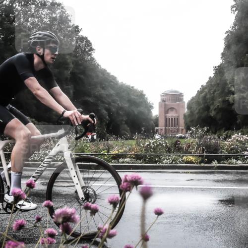 13.09.2026 - Stadtparktriathlon H.Heesch http://msf.ph/oto/10361207 13.09.2026 12:16:10 Radfahren 969, 997 meine-sportfotos.de