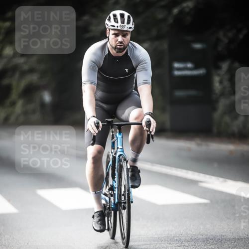 13.09.2026 - Stadtparktriathlon H.Heesch http://msf.ph/oto/10361208 13.09.2026 11:17:10 Radfahren 626, 629, 657, 672 meine-sportfotos.de