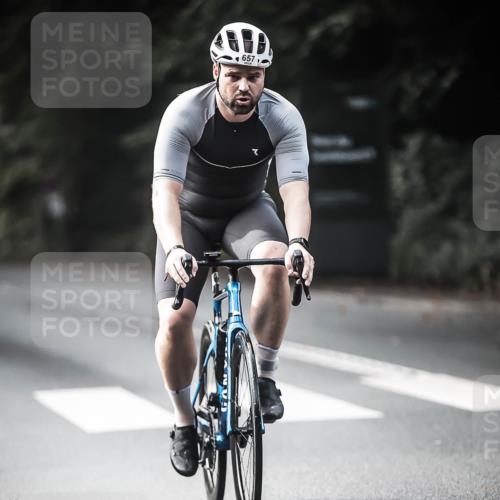 13.09.2026 - Stadtparktriathlon H.Heesch http://msf.ph/oto/10361213 13.09.2026 11:17:10 Radfahren 626, 629, 657, 672 meine-sportfotos.de