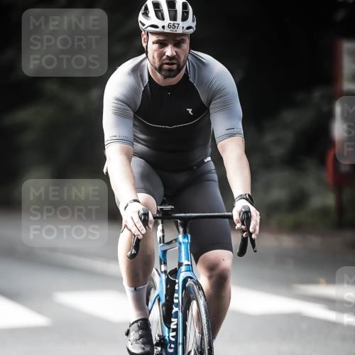 13.09.2026 - Stadtparktriathlon H.Heesch http://msf.ph/oto/10361229 13.09.2026 11:17:10 Radfahren 626, 629, 657, 672 meine-sportfotos.de