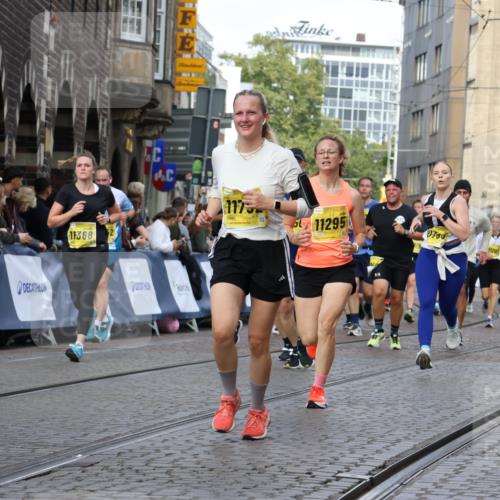13.09.2026 - 21. swb-Marathon Bremen Strokosch-Dieckow http://msf.ph/oto/10361235 13.09.2026 10:58:20 Ziel 10078, 10543, 10559, 10565, 10604, 10673, 10707, 10728, 10826, 10828, 10903, 10914, 10931, 10932, 11136, 11332, 11824, 11856, 11863, 11884, 12231, 12427, 12441, 12482, 12551, 10878, 10879, 11004, 11152, 11189, 11384, 11403, 11455, 11686, 11750, 11953, 12180, 12320, 12499, 12505, 12518 meine-sportfotos.de