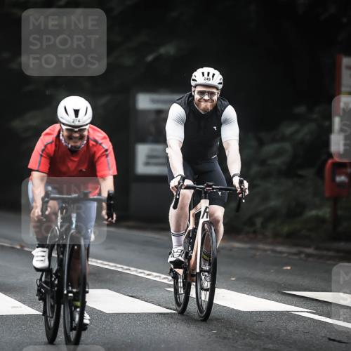 13.09.2026 - Stadtparktriathlon H.Heesch http://msf.ph/oto/10361258 13.09.2026 10:02:19 Radfahren 229, 245, 249, 274, 309, 327, 331, 332, 336 meine-sportfotos.de