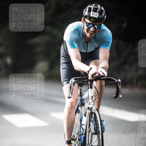13.09.2026 - Stadtparktriathlon H.Heesch http://msf.ph/oto/10361302 13.09.2026 11:17:16 Radfahren 548, 593, 625, 626, 629, 637, 657, 672, 697, 770, 772 meine-sportfotos.de