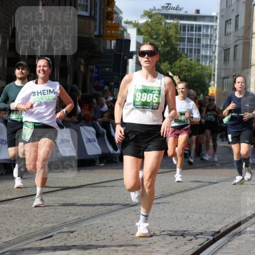 13.09.2026 - 21. swb-Marathon Bremen Strokosch-Dieckow http://msf.ph/oto/10361336 13.09.2026 13:34:12 Ziel 1656, 2405, 2727, 3389, 3522, 3761, 3790, 4490, 4554, 4613, 4658, 4874, 5063, 5156, 5341, 5513, 5563, 5587, 6151, 6508, 6509, 6623, 6808, 7047, 7126, 7303, 7354, 7431, 7832, 8025, 8512, 8641, 8910, 9068, 9128, 9342, 9344, 682, 911, 1307, 2215, 3029, 3068, 3214, 3636, 3890, 4112, 4616, 5147, 5566, 5852, 6255, 7696, 7746, 8870, 9094, 9100, 9402, 9453, 9802, 13112 meine-sportfotos.de