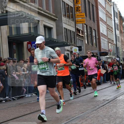 13.09.2026 - 21. swb-Marathon Bremen Strokosch-Dieckow http://msf.ph/oto/10361355 13.09.2026 13:36:07 Ziel 164, 372, 900, 1738, 1880, 2339, 2467, 2673, 2692, 2700, 2731, 2819, 2823, 2949, 3067, 3410, 3585, 3591, 4006, 4049, 4182, 4216, 4414, 4643, 4676, 4989, 5781, 5800, 6516, 6527, 6568, 6642, 6778, 7249, 7344, 7379, 7765, 7808, 7865, 8511, 8525, 8731, 8790, 8905, 8941, 9026, 9427, 9564, 9899, 10068, 10070, 13038, 13238, 318, 563, 1072, 1867, 2339, 2565, 2931, 3026, 3056, 3224, 3291, 3454, 3485, 3489, 3857, 4016, 4048, 5026, 5071, 5157, 5276, 5381, 5816, 6159, 6874, 6982, 7036 meine-sportfotos.de