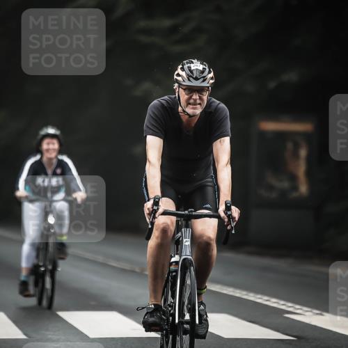 13.09.2026 - Stadtparktriathlon H.Heesch http://msf.ph/oto/10361357 13.09.2026 10:02:29 Radfahren 211, 267, 309, 316, 326, 340 meine-sportfotos.de