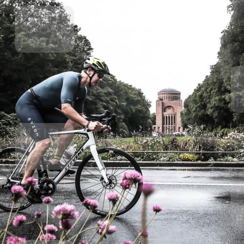 13.09.2026 - Stadtparktriathlon H.Heesch http://msf.ph/oto/10361368 13.09.2026 12:17:31 Radfahren 1030, 1043, 1060, 1150 meine-sportfotos.de